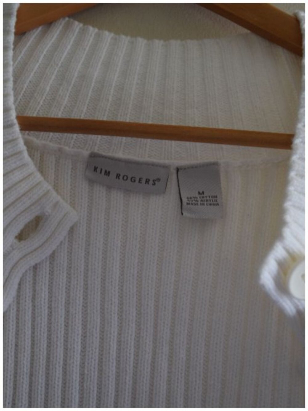 Cable Knit Sweater Vest Faux Collar with Button Closure Kim Rogers Size Medium - Picture 5 of 5